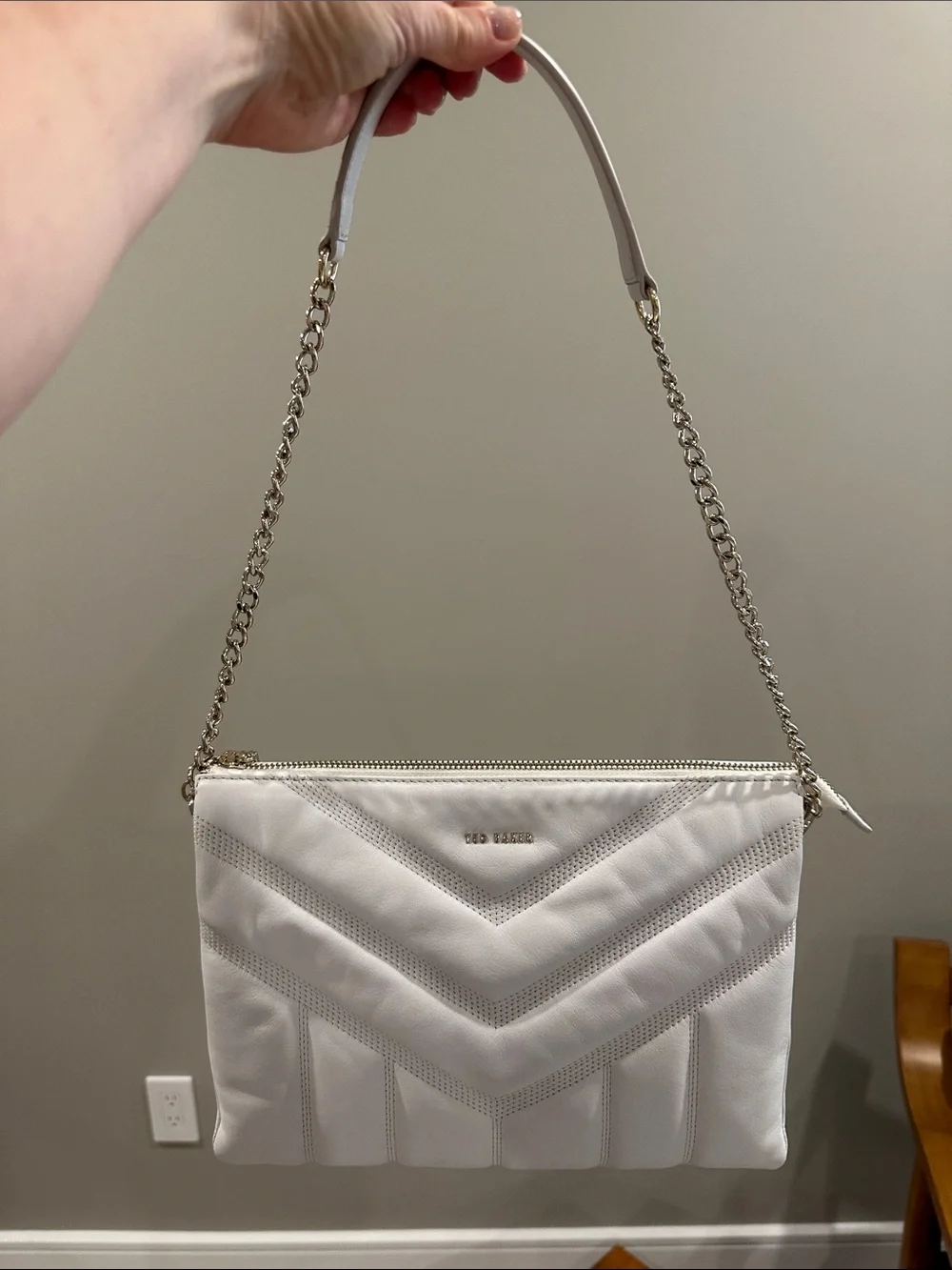 Ted Baker White Quilted Chevron Leather Wristlet Clutch